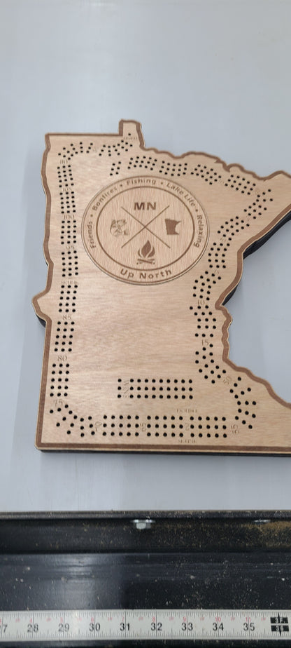 Minnesota cribbage board