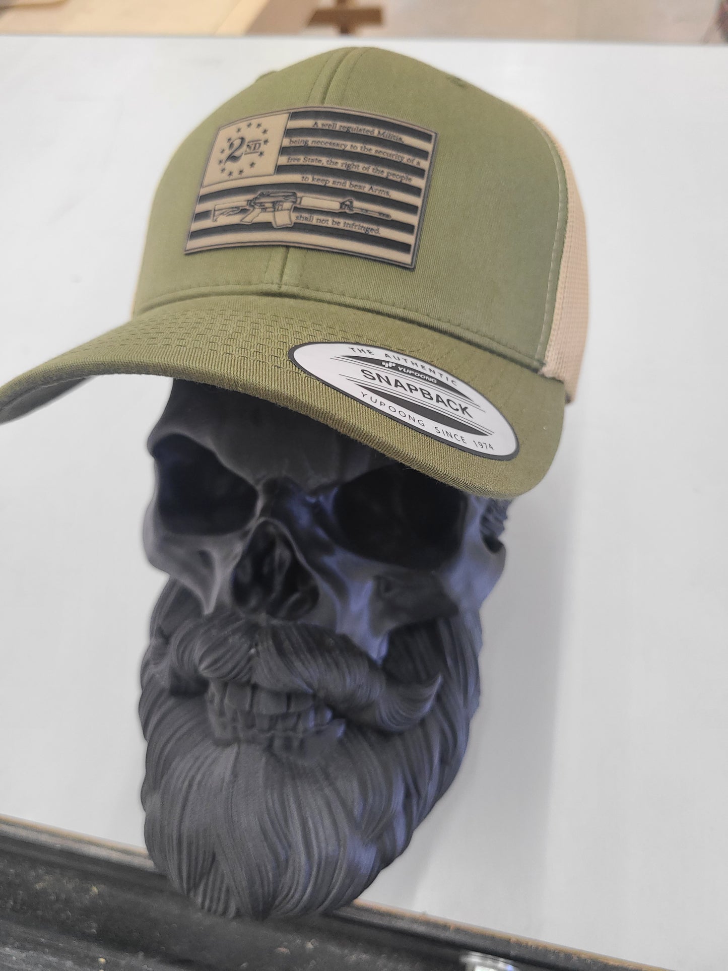 2nd Amendment flag patch trucker hat.