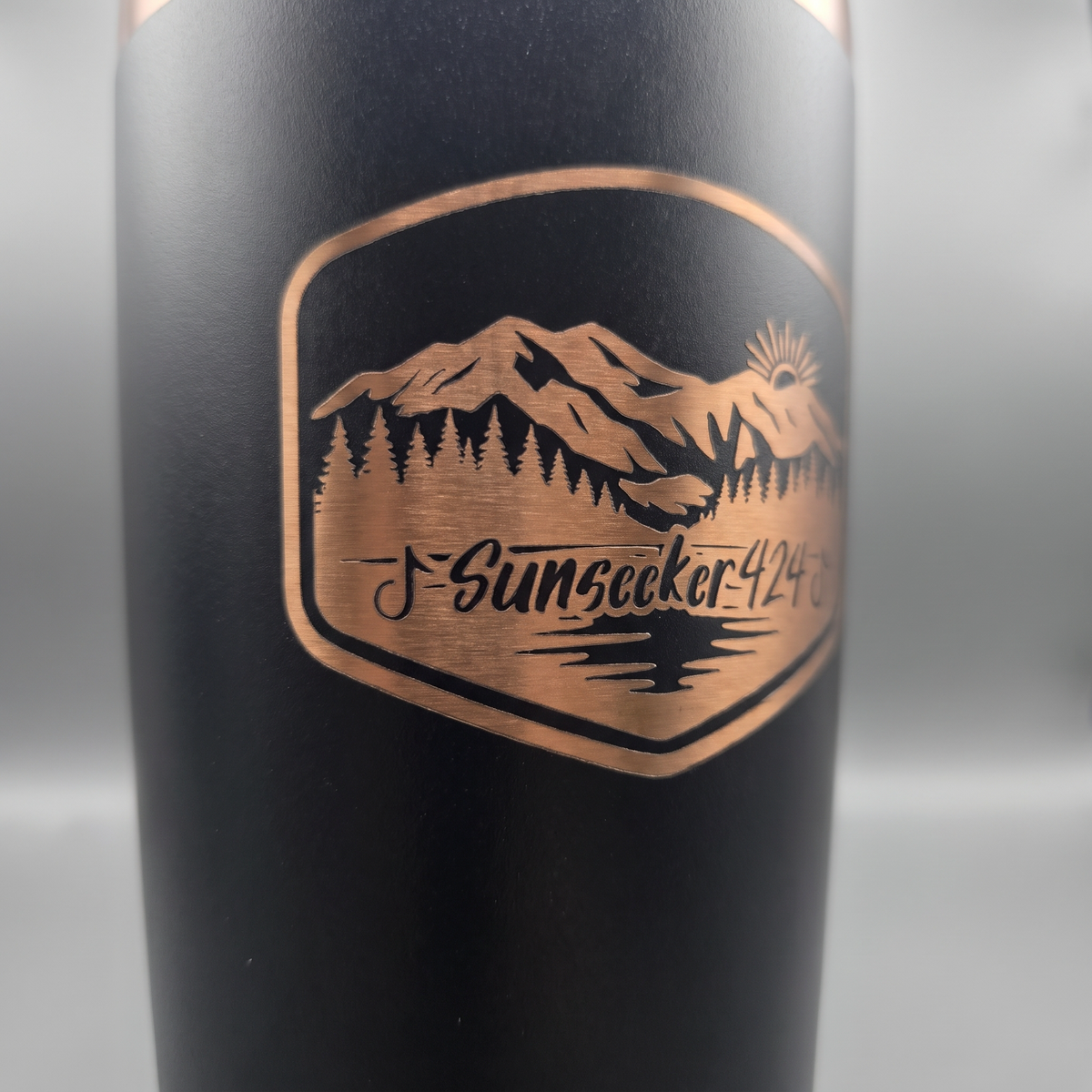 Sunseeker 424 tumbler studio macro shot