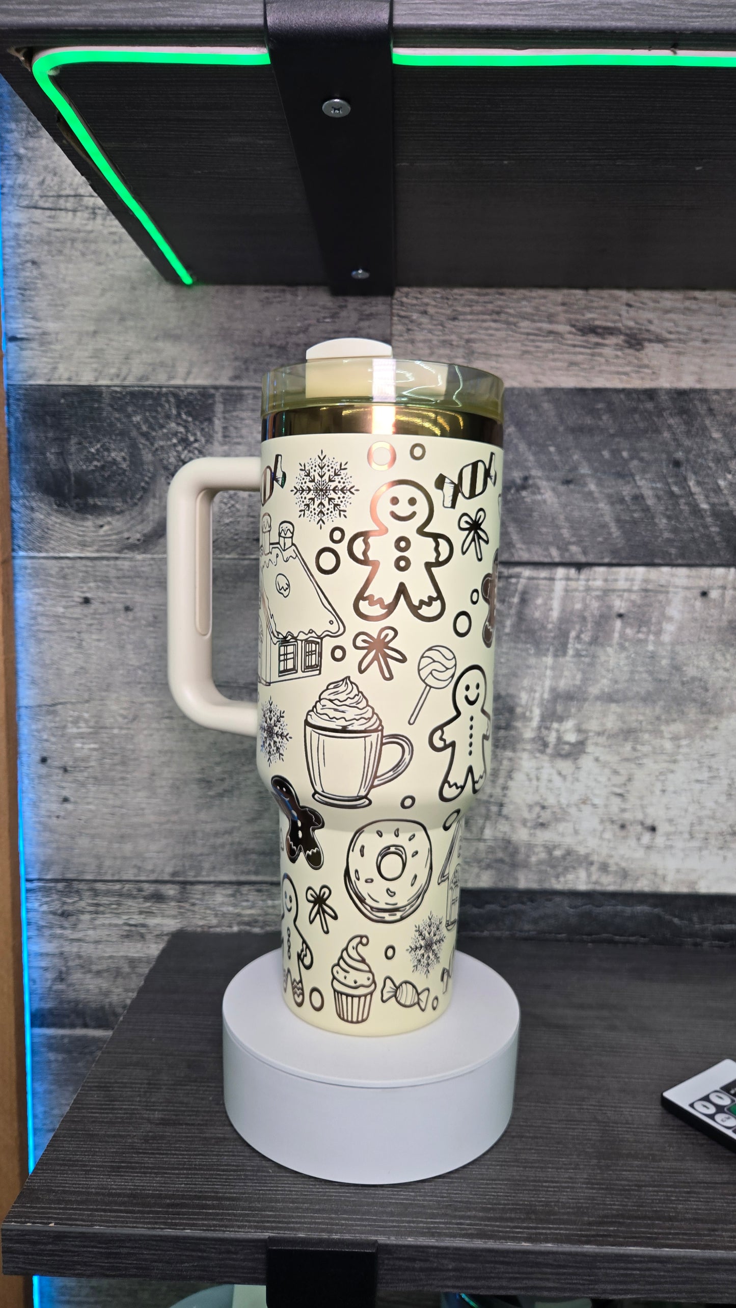 40oz Gingerbread Tumbler